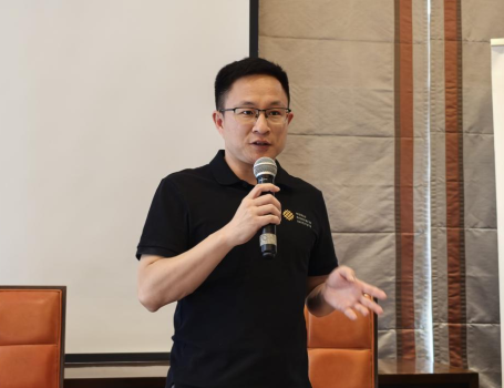 Yanzhong LI